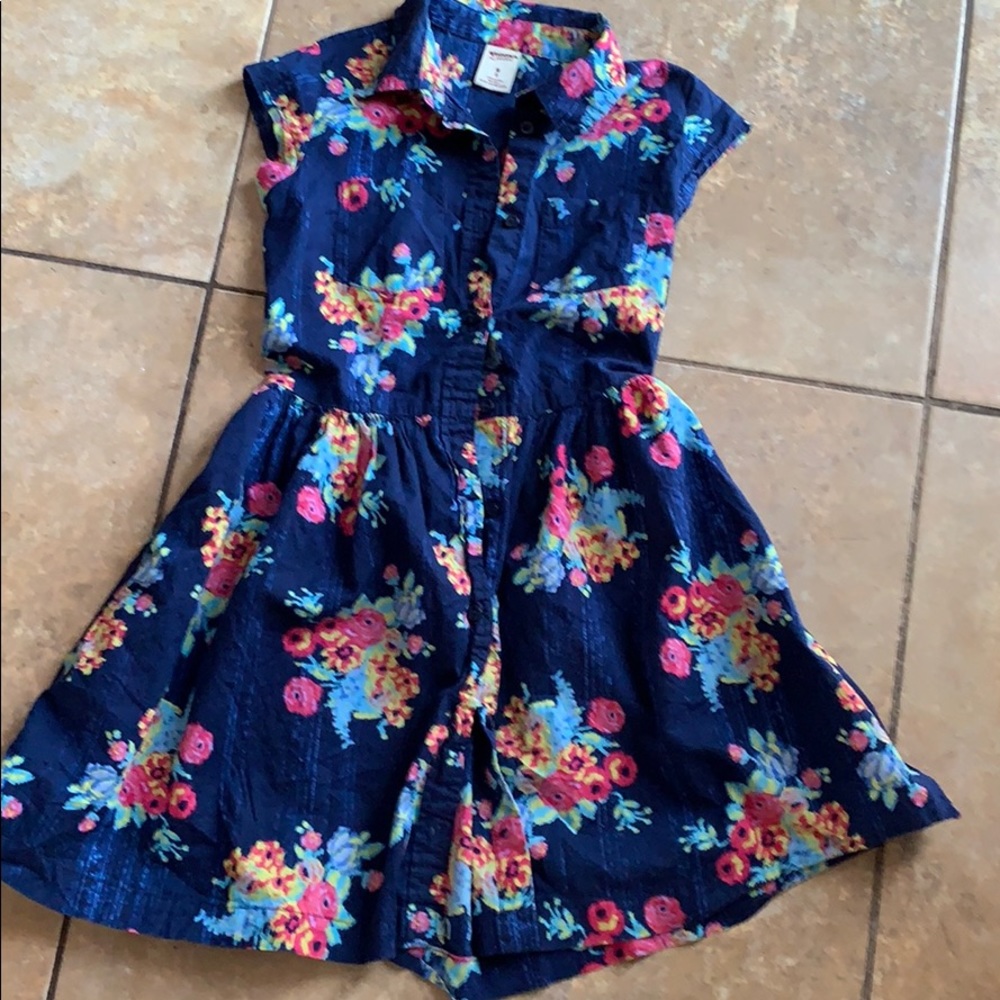 Girls dress